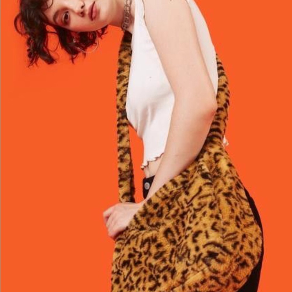 Leopard Print Shoulder Bag